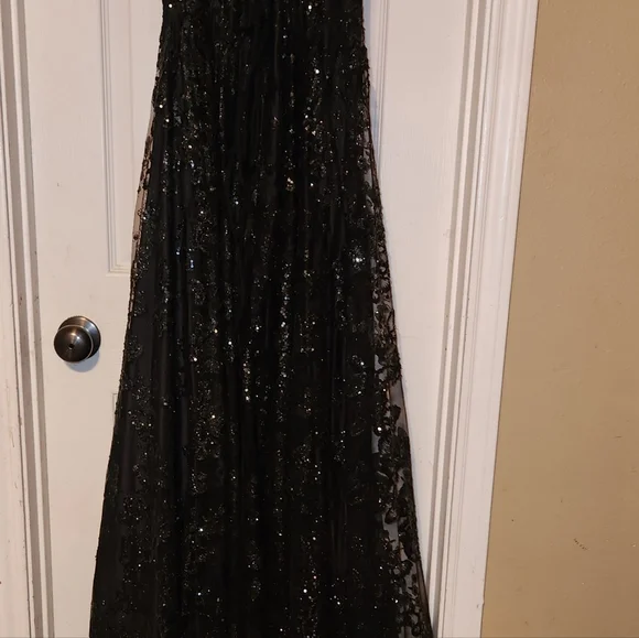 Formal/Prom - Picture 2 of 11